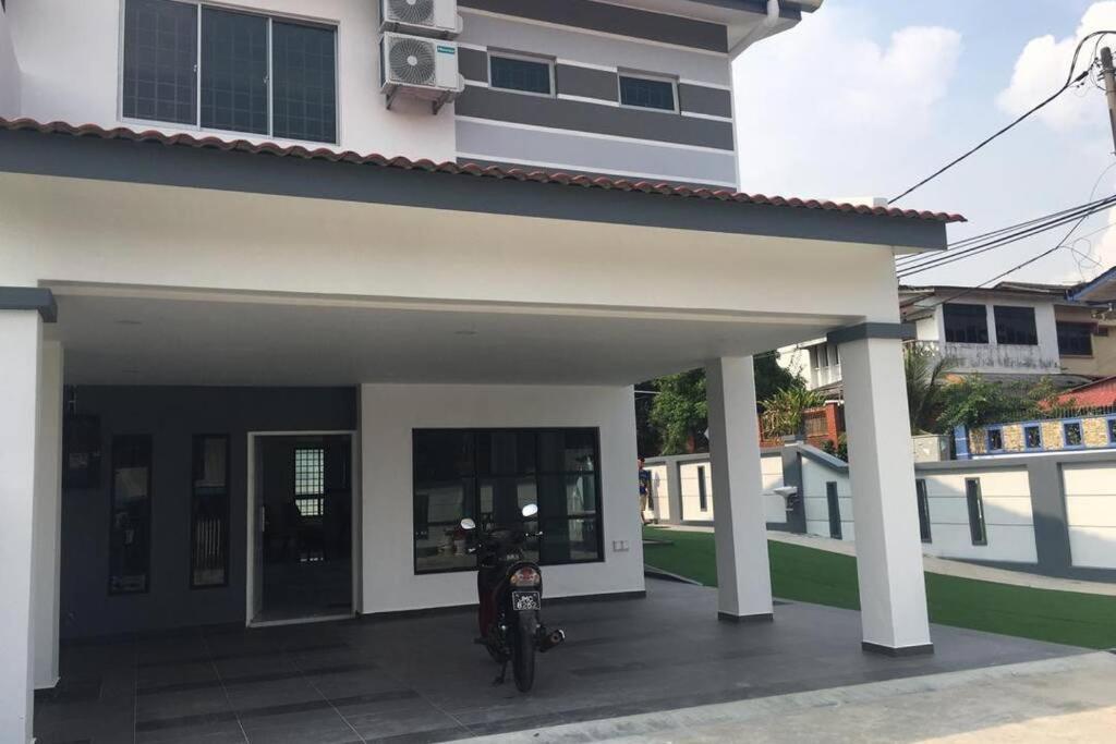22Pax :Taman Pelangi Party House Nearby Midvelly Villa Johor Bahru Eksteriør bilde